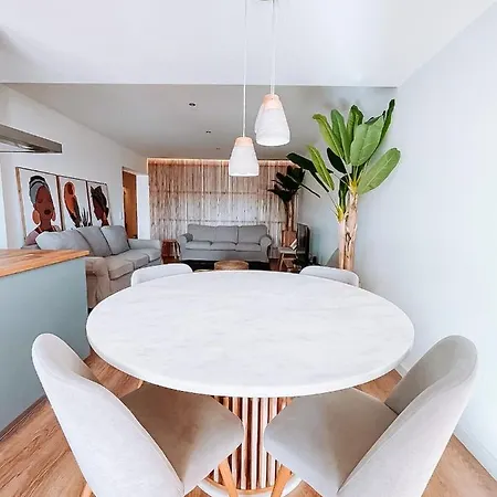 Oursea - Sea View With Pool - Fully Renewed 2022 아파트 *
